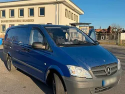Blau Gebraucht 2010 Mercedes Vito Van / Kleinbus | 12.000 € (Teuer)