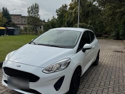 Weiß Gebraucht 2020 Ford Fiesta Kleinwagen | 6.998 € (Guter Preis)