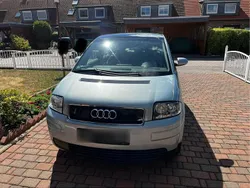 Blau Gebraucht 2002 Audi A2 Kleinwagen | 4.500 €