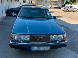 Blau Gebraucht 1988 Volvo 760 Limousine | 5.500 €