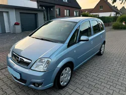 Blau Gebraucht 2009 Opel Meriva Van / Kleinbus | 2.600 € (Fairer Preis)