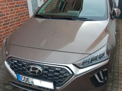 Braun Gebraucht 2020 Hyundai Ioniq Prime Limousine | 19.490 € (Fairer Preis)