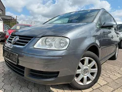 Grau Gebraucht 2006 VW Touran Van / Kleinbus | 1.690 € (Guter Preis)