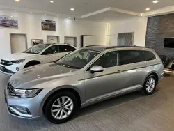 Silber Gebraucht 2021 VW Passat Kombi | 17.485 € (Fairer Preis)