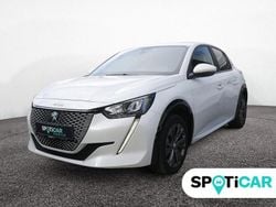 Weiß Gebraucht 2021 Peugeot e-208 Active Kleinwagen | 15.990 € (Fairer Preis)