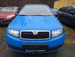 Blau Gebraucht 2004 Skoda Fabia Exact Limousine | 999 € (Guter Preis)