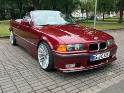 Rot Gebraucht 1995 BMW 328 Coupé | 15.500 €