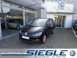 Schwarz metallic Gebraucht 2013 VW Sharan Highline Van / Kleinbus | 23.450 €