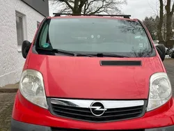 Rot Gebraucht 2008 Opel Vivaro Van | 6.000 €
