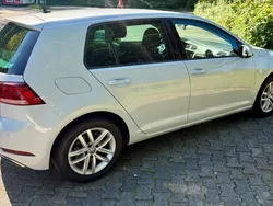 Weiß Gebraucht 2017 VW Golf VII Comfortline Limousine | 12.300 € (Guter Preis)