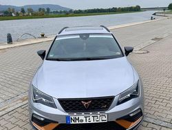 Silber Gebraucht 2018 Cupra Leon Limousine | 21.400 € (Fairer Preis)