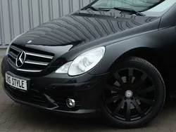 Schwarz Gebraucht 2010 Mercedes R350 AMG Van / Kleinbus | 14.991 €