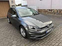 Grau Gebraucht 2017 VW Golf VII Limousine | 12.700 € (Guter Preis)