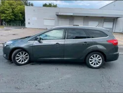 Grau Gebraucht 2017 Ford Focus Titanium Kombi | 7.600 € (Fairer Preis)