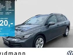 Grau Gebraucht 2024 VW Golf VIII Life Kombi | 27.850 € (Fairer Preis)