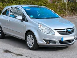 Grau Gebraucht 2007 Opel Corsa Catch Me Limousine | 1.100 € (Guter Preis)