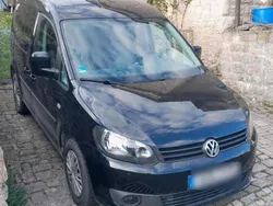 Schwarz Gebraucht 2014 VW Caddy Van / Kleinbus | 6.999 €