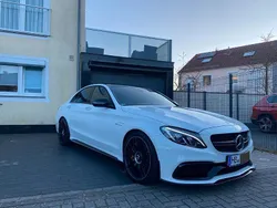 Weiß Gebraucht 2015 Mercedes C63S AMG AMG Limousine | 52.490 € (Teuer)