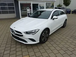 Weiß Gebraucht 2021 Mercedes CLA180 Business Limousine | 17.900 € (Guter Preis)
