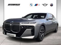 Grau Gebraucht 2024 BMW 740 M Sport Limousine | 89.810 €