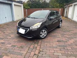 Braun Gebraucht 2013 Peugeot 208 Kleinwagen | 3.550 € (Guter Preis)
