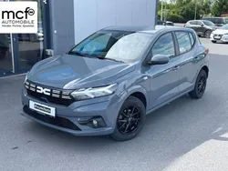 Grau Gebraucht 2024 Dacia Sandero Expression Kleinwagen | 14.790 € (Guter Preis)