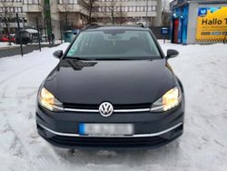 Schwarz Gebraucht 2017 VW Golf VII Kombi | 8.600 € (Fairer Preis)