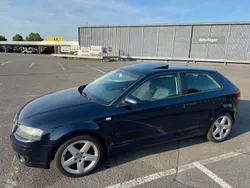 Blau Gebraucht 2003 Audi A3 Ambition Limousine | 1.999 € (Fairer Preis)