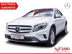 Weiß Gebraucht 2016 Mercedes GLA200 SUV | 19.990 € (Etwas zu teuer)