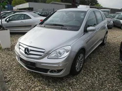 Silber Gebraucht 2007 Mercedes B200 Van / Kleinbus | 2.999 € (Fairer Preis)