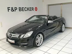Obsidianschwarz Gebraucht 2011 Mercedes E250 Avantgarde Cabrio | 21.950 €