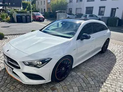 Grau Gebraucht 2020 Mercedes CLA180 Edition 1 Limousine | 20.700 € (Fairer Preis)