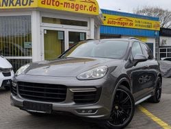Grau Gebraucht 2017 Porsche Cayenne GTS SUV | 42.850 € (Teuer)