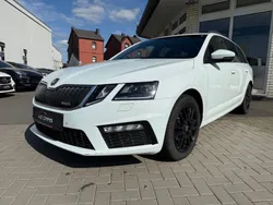 Weiß Gebraucht 2018 Skoda Octavia RS Limousine | 18.499 € (Etwas zu teuer)