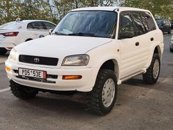 Weiß Gebraucht 1997 Toyota RAV4 SUV | 7.450 €