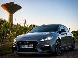 Grau Gebraucht 2019 Hyundai i30 N Performance Limousine | 16.500 € (Guter Preis)