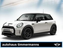 nanuq white (metallic) Gebraucht 2022 Mini Cooper Kleinwagen | 18.980 € (Fairer Preis)