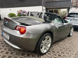 Grau Gebraucht 2003 BMW Z4 Cabrio | 9.900 € (Superpreis)