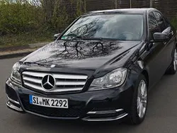 Schwarz Gebraucht 2012 Mercedes C180 Avantgarde Limousine | 8.400 € (Fairer Preis)