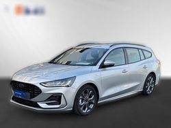Metallic Gebraucht 2024 Ford Focus ST-Line | 26.110 € (Guter Preis)