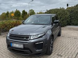 Grau Gebraucht 2018 Land Rover Range Rover evoque Dynamic SUV | 21.500 € (Fairer Preis)
