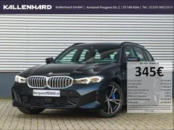 Black sapphire metallic Gebraucht 2024 BMW 330 M Sport Kombi | 39.970 € (Superpreis)
