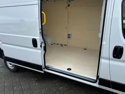 Weiss Neu 2025 Fiat Ducato 33 Van | 39.649 € (Teuer)