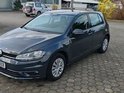 Grau Gebraucht 2018 VW Golf VII Trendline Limousine | 11.990 € (Guter Preis)