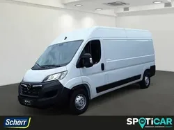 Casablancaweiß Gebraucht 2024 Opel Movano S Van | 28.900 € (Superpreis)