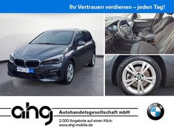 Grau Gebraucht 2022 BMW 220 Gran Tourer Sport Line Van / Kleinbus | 27.760 € (Etwas zu teuer)