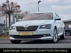 Weiß Gebraucht 2015 Skoda Superb Style Limousine | 17.900 € (Fairer Preis)