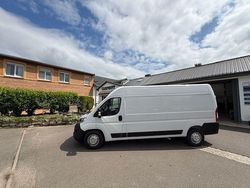 Weiß Gebraucht 2023 Citroën Jumper Van / Kleinbus | 28.999 € (Teuer)