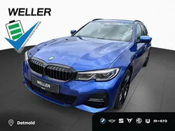 Blau Gebraucht 2021 BMW 320e M Sport Kombi | 33.790 € (Fairer Preis)