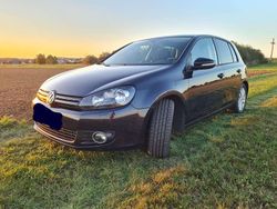 Blau Gebraucht 2011 VW Golf VI Style Kleinwagen | 6.999 € (Etwas zu teuer)